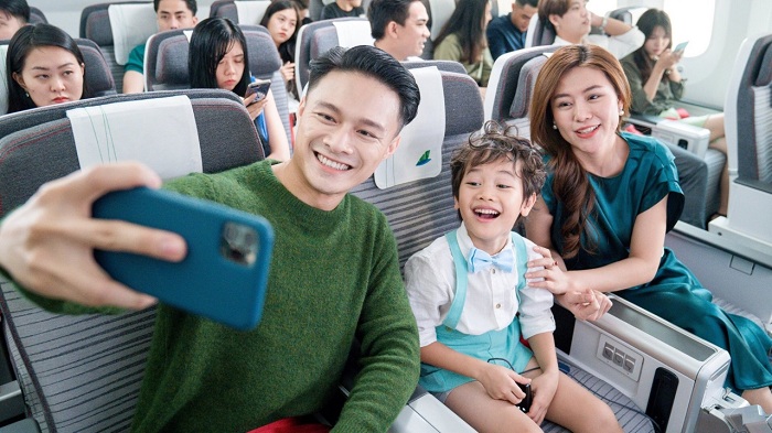 Chương trình “Tạm biệt 2020: Vạn chuyến bay - Triệu nụ cười” của Bamboo Airways thay lời tri ân khách hàng dịp cuối năm.